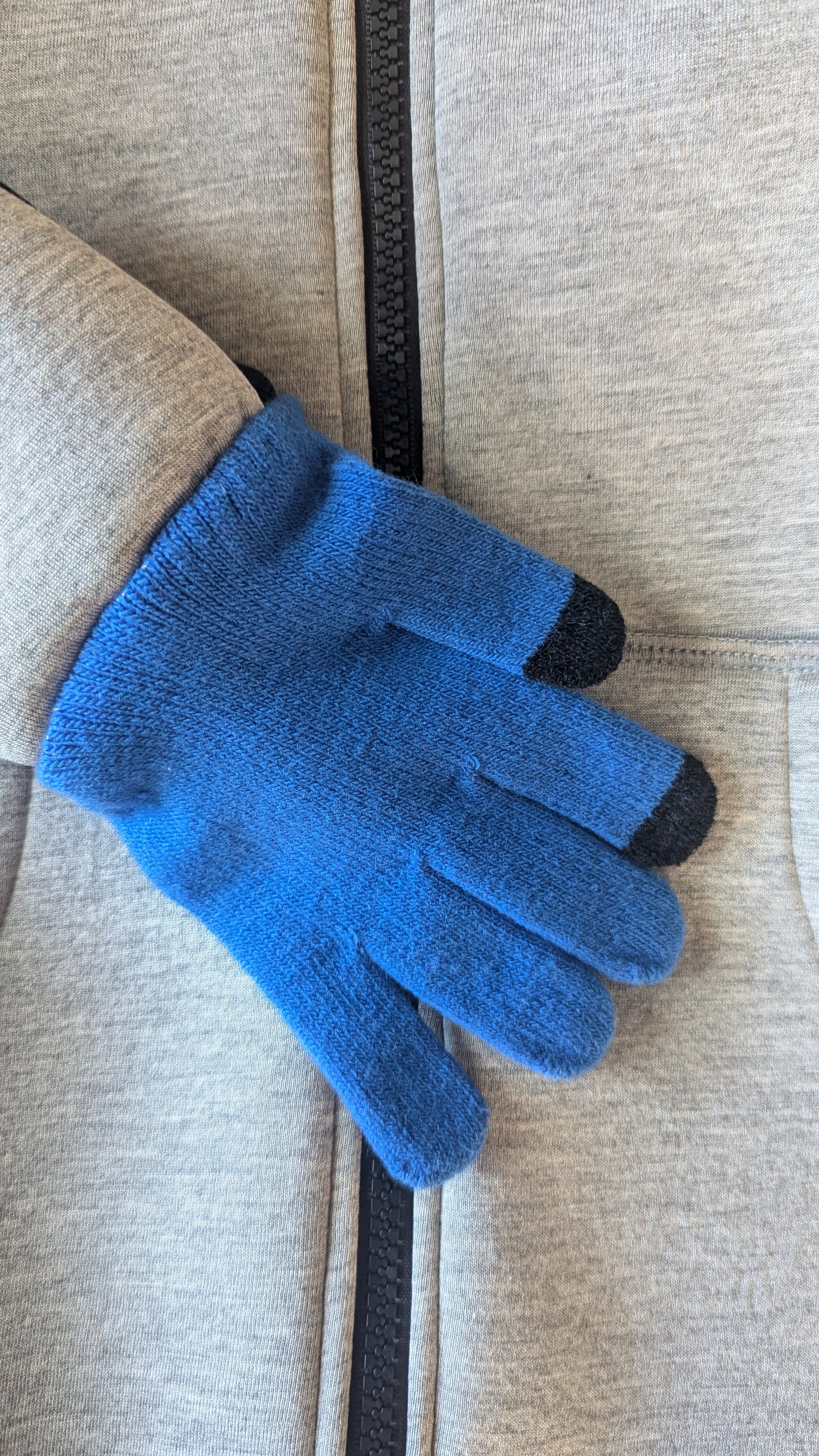 (Size 12-14) Kids Hoodie With Attached Gloves - Pick Your Gloves.