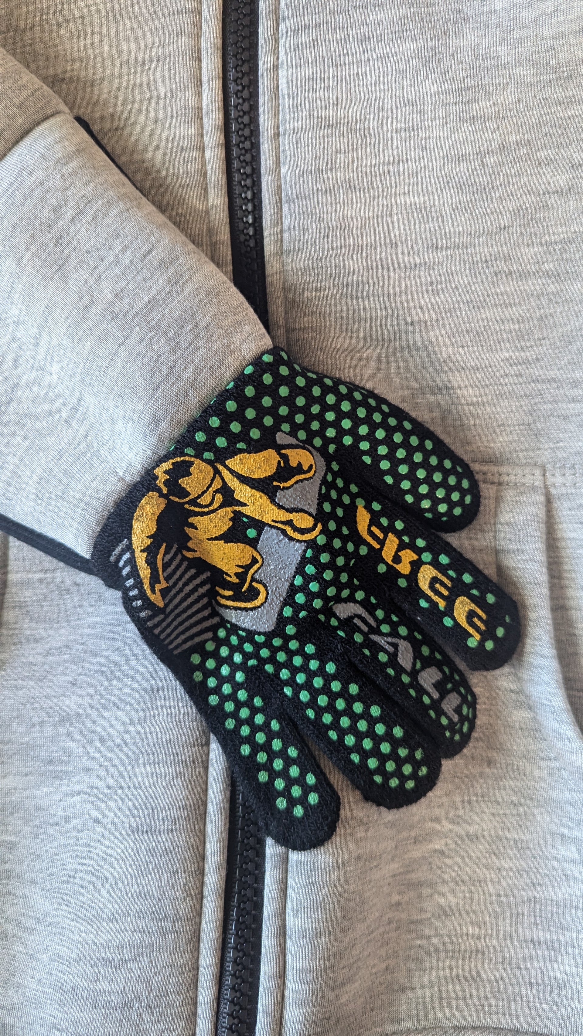 (Size 12-14) Kids Hoodie With Attached Gloves - Pick Your Gloves.